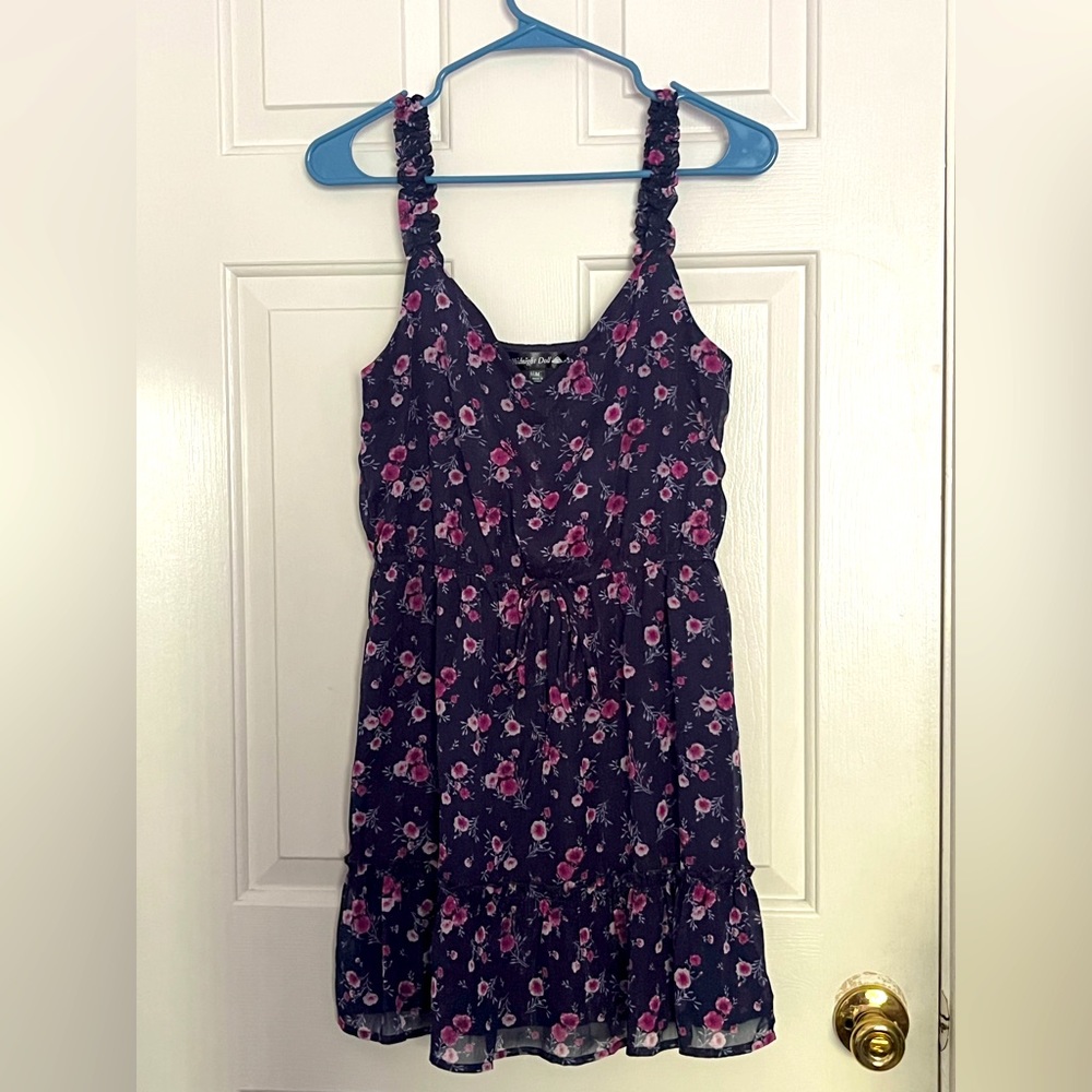 Midnight Doll Shiny Flower Print Dress! M